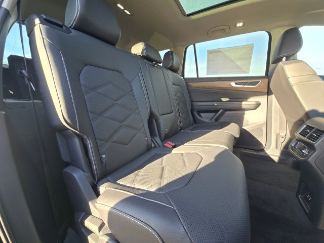 New 2026 Volkswagen Atlas SE image 15