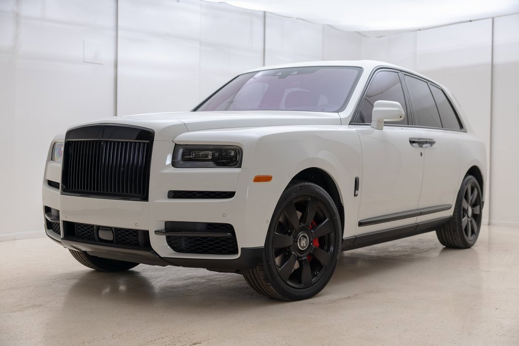 Used 2023 Rolls-Royce Cullinan image 1