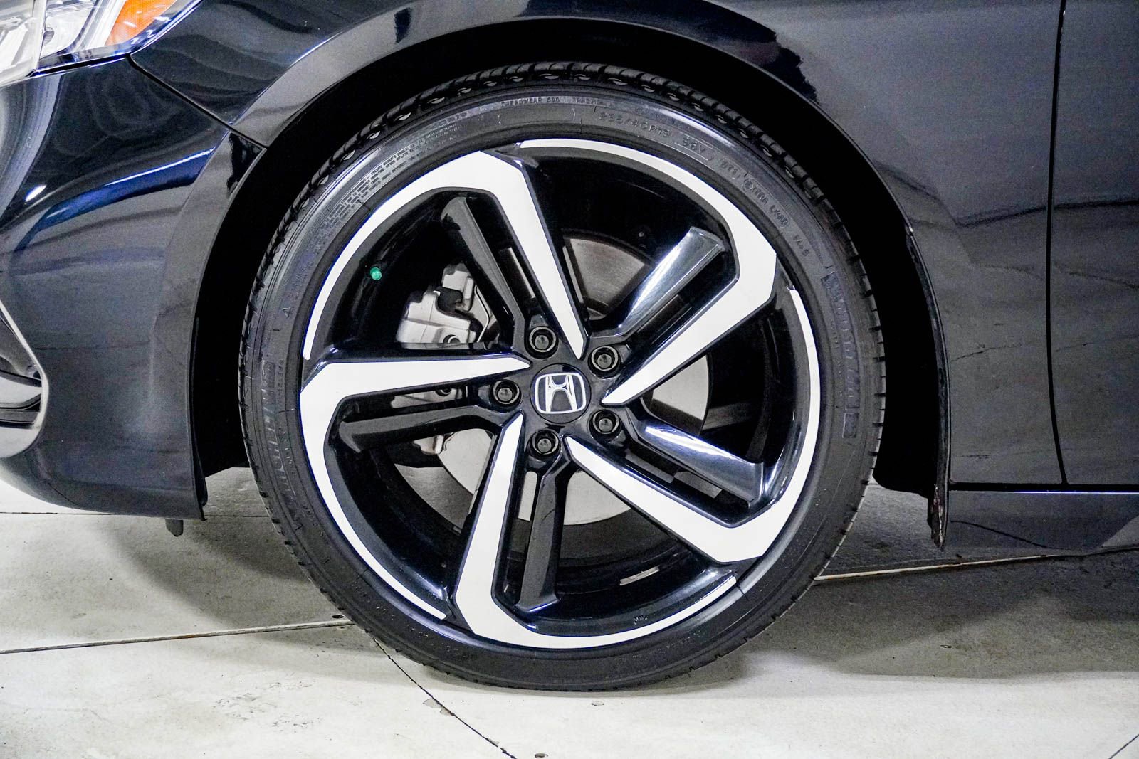 Used 2019 Honda Accord Sport image 15