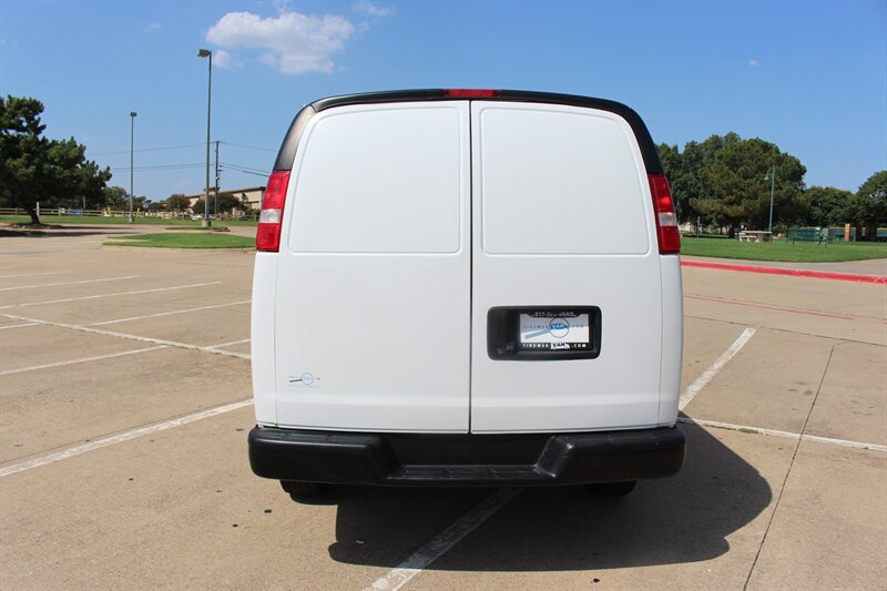 Used 2021 Chevrolet Express 2500 Extended w/ Driver Convenience Package RWD image 4