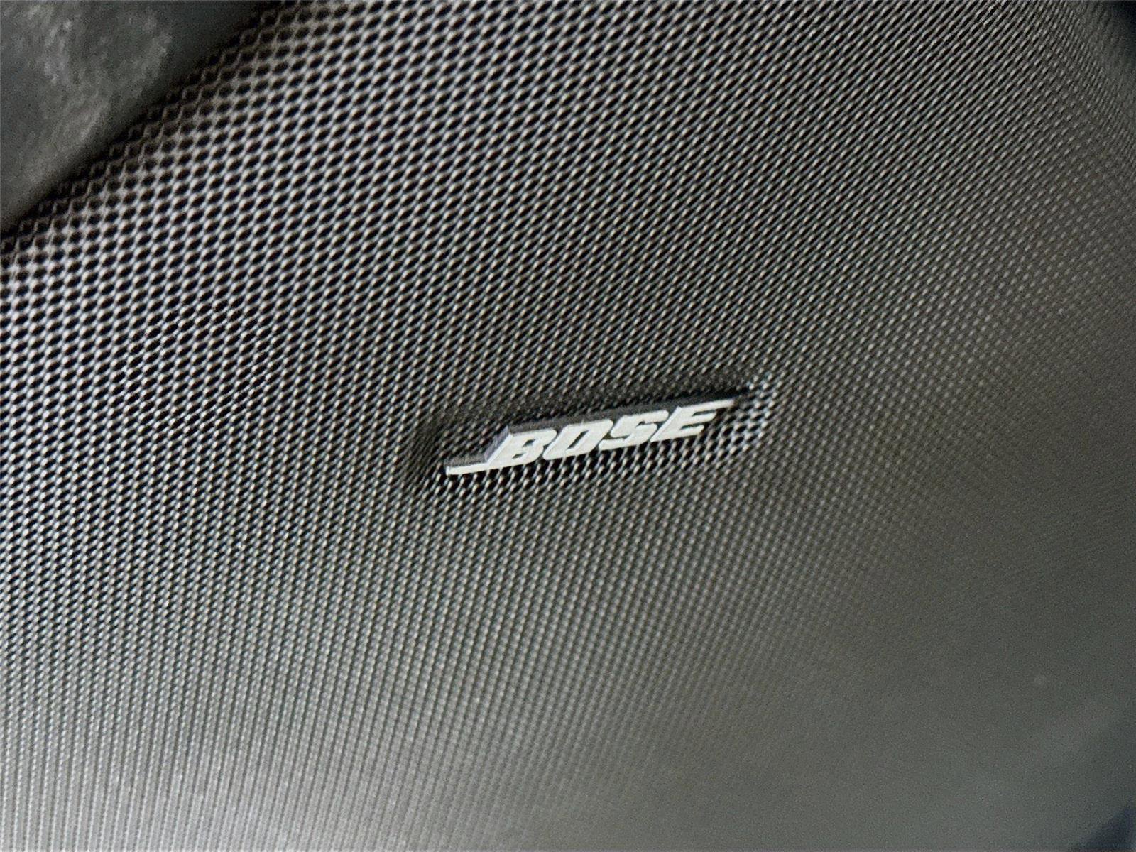 Used 2004 Chevrolet Corvette Convertible w/ Preferred Equipment Group RWD image 11