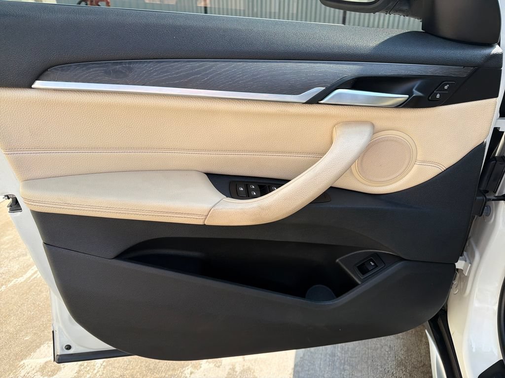 Used 2016 BMW X1 xDrive28i AWD/4WD image 18
