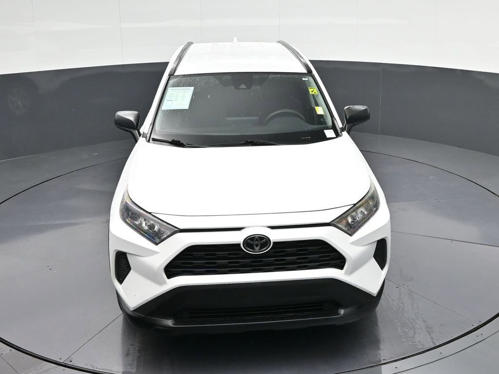 Used 2020 Toyota RAV4 LE FWD image 23
