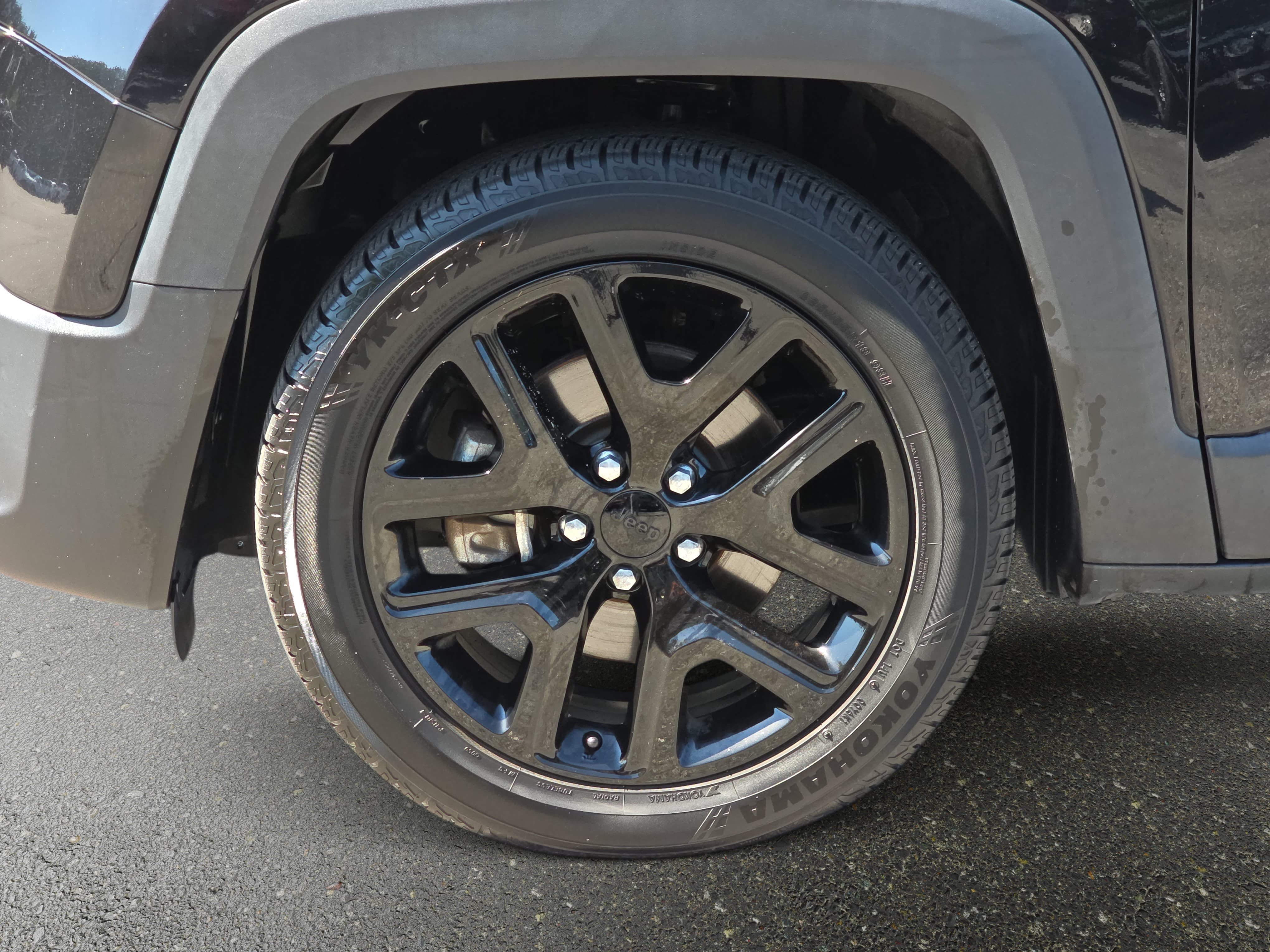 Used 2017 Jeep Renegade Altitude FWD image 29