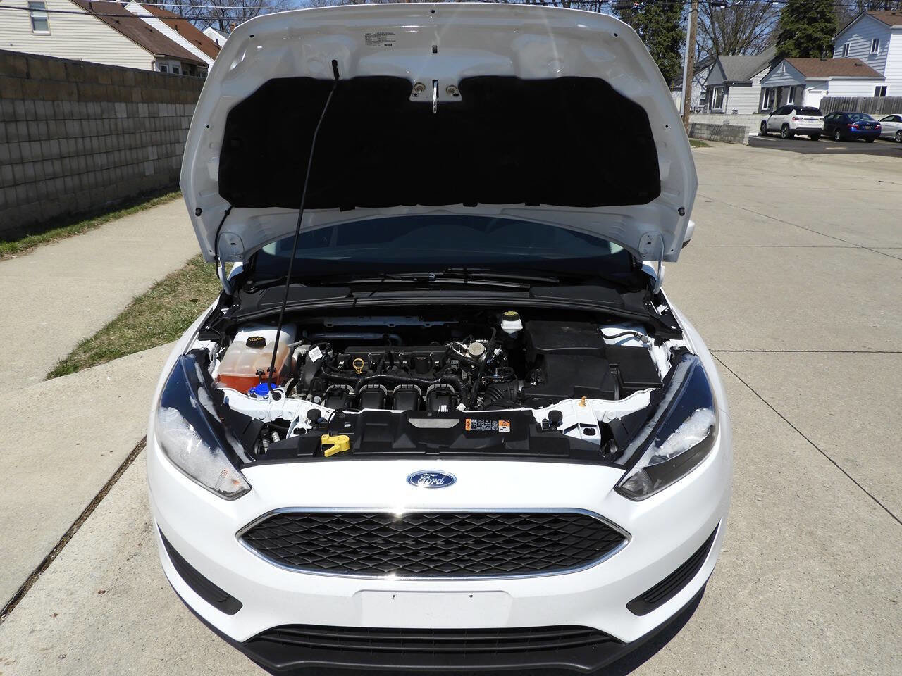 Used 2018 Ford Focus SE FWD image 40