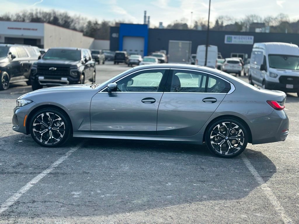 Certified 2025 BMW 330i xDrive Sedan w/ Premium Package image 3