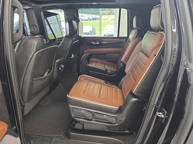 Certified 2024 GMC Yukon XL Denali Ultimate AWD/4WD image 10