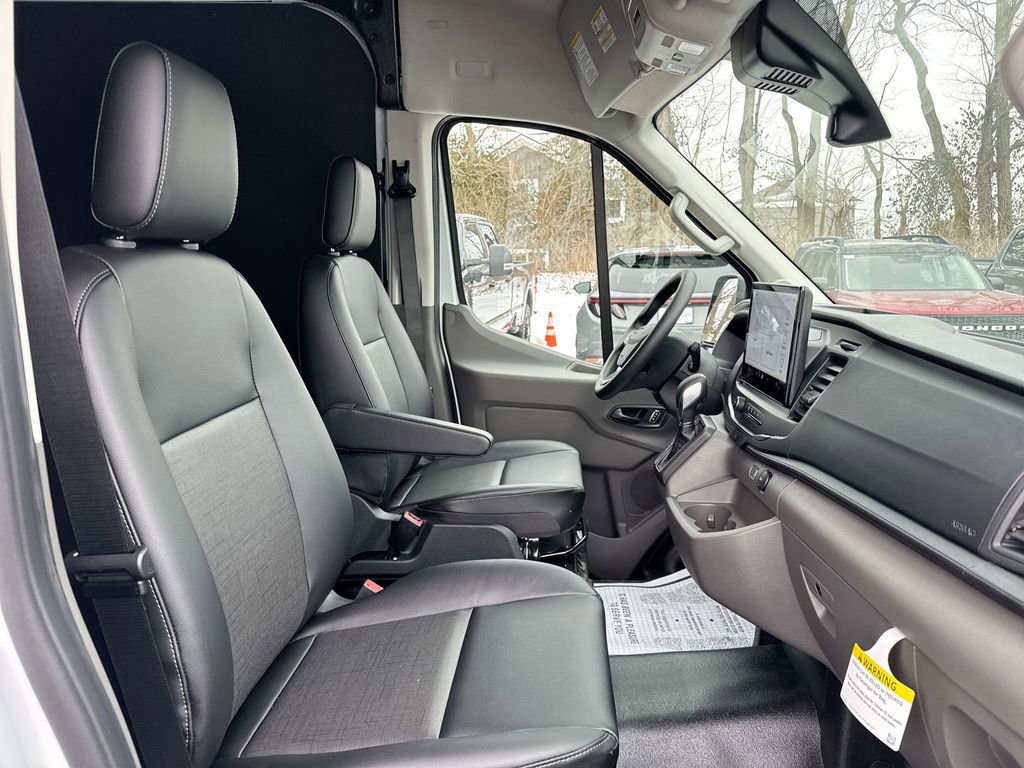 New 2026 Ford Transit 250 148 Medium Roof w/ Load Area Protection Package image 21