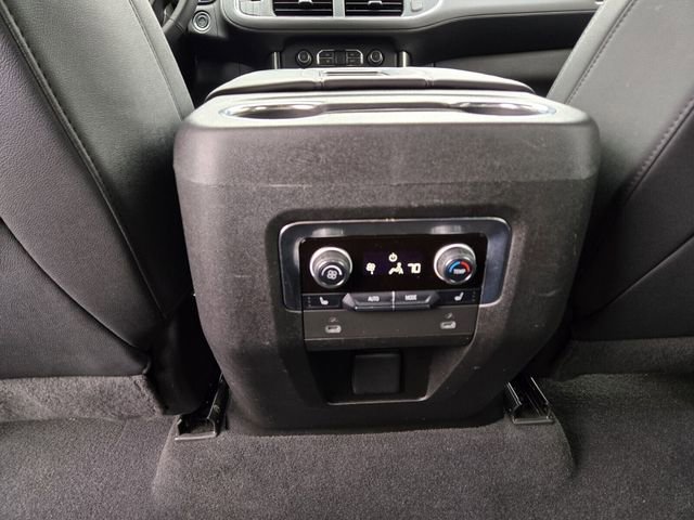 Used 2022 Chevrolet Tahoe LT w/ Luxury Package image 14