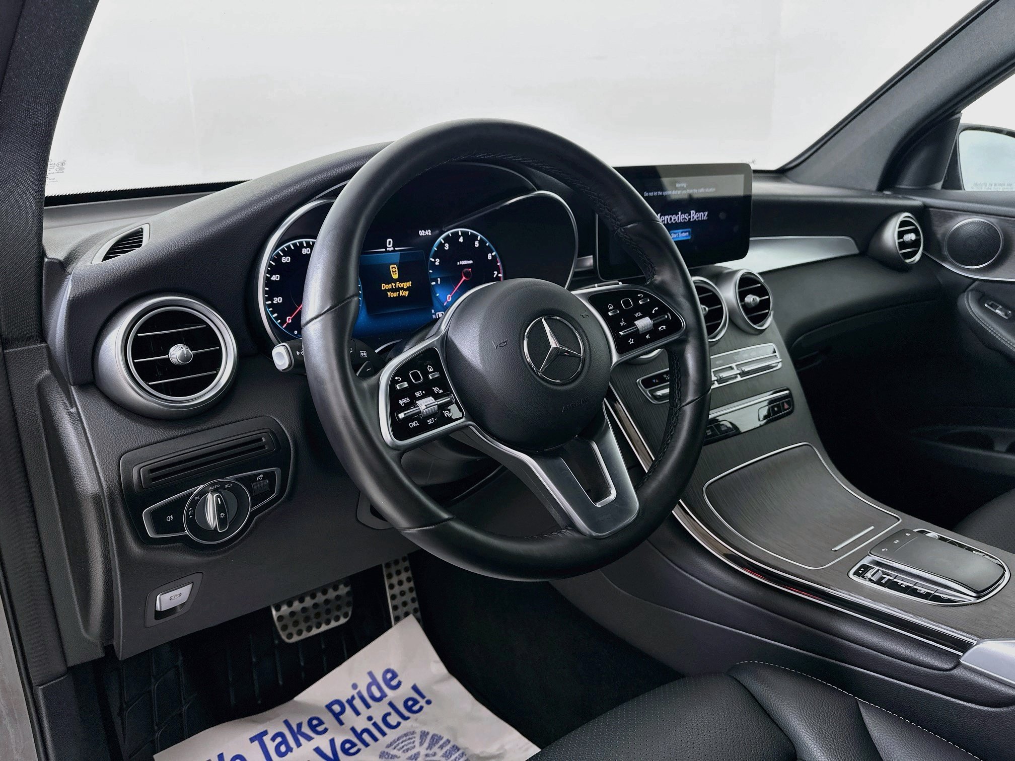 Certified 2022 Mercedes-Benz GLC 300 4MATIC image 9