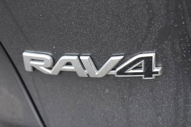 Used 2020 Toyota RAV4 XLE w/ XLE Grade Weather Package image 13