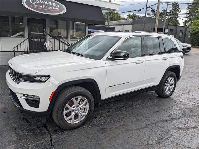 Used 2022 Jeep Grand Cherokee Limited image 1