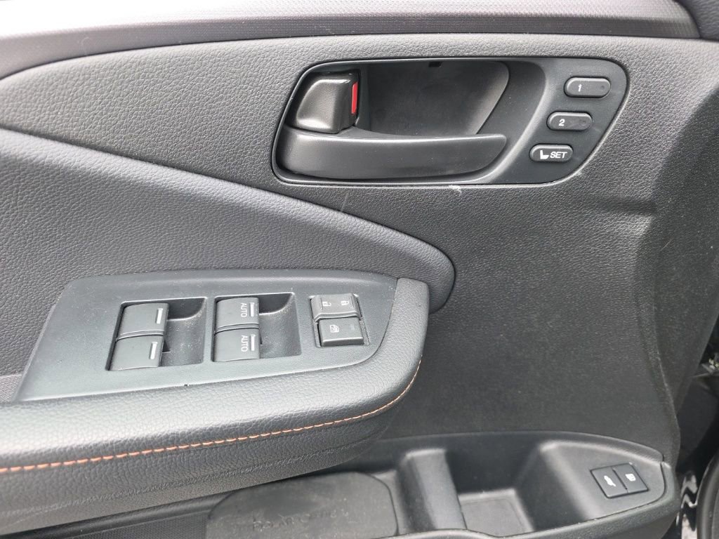 Used 2023 Honda Passport TrailSport image 12