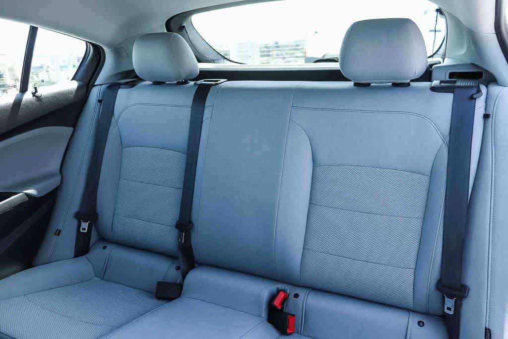 Used 2019 Chevrolet Cruze LS w/ LS Convenience Package FWD image 18