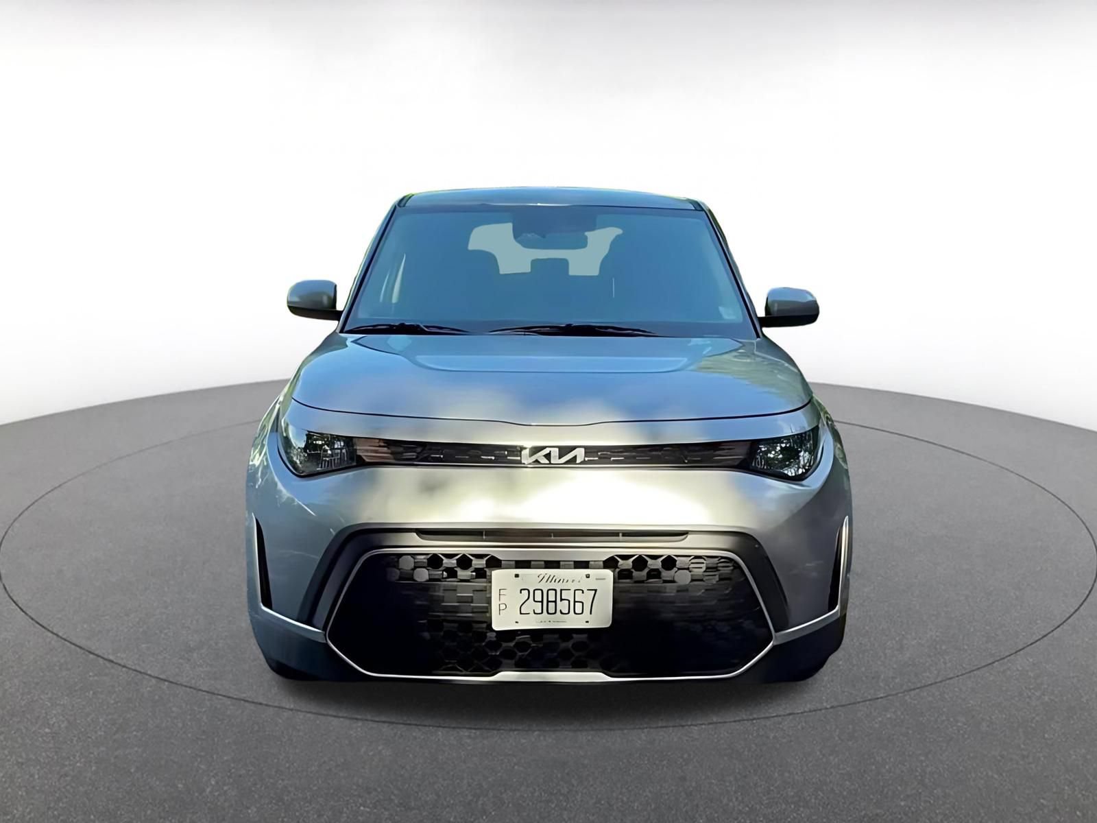 Used 2025 Kia Soul LX w/ LX Technology Package FWD image 4