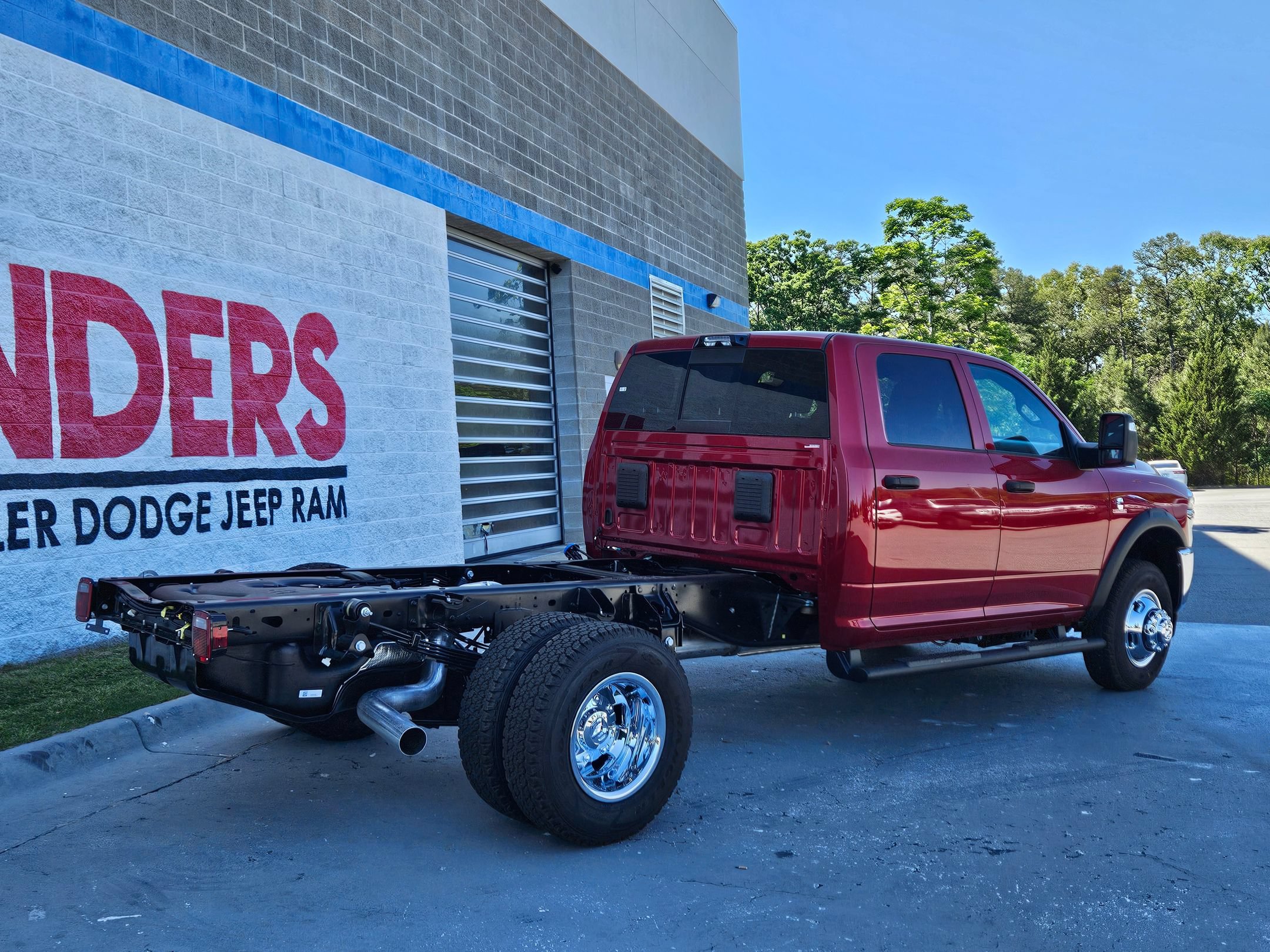 New 2026 RAM 3500 Tradesman AWD/4WD image 7