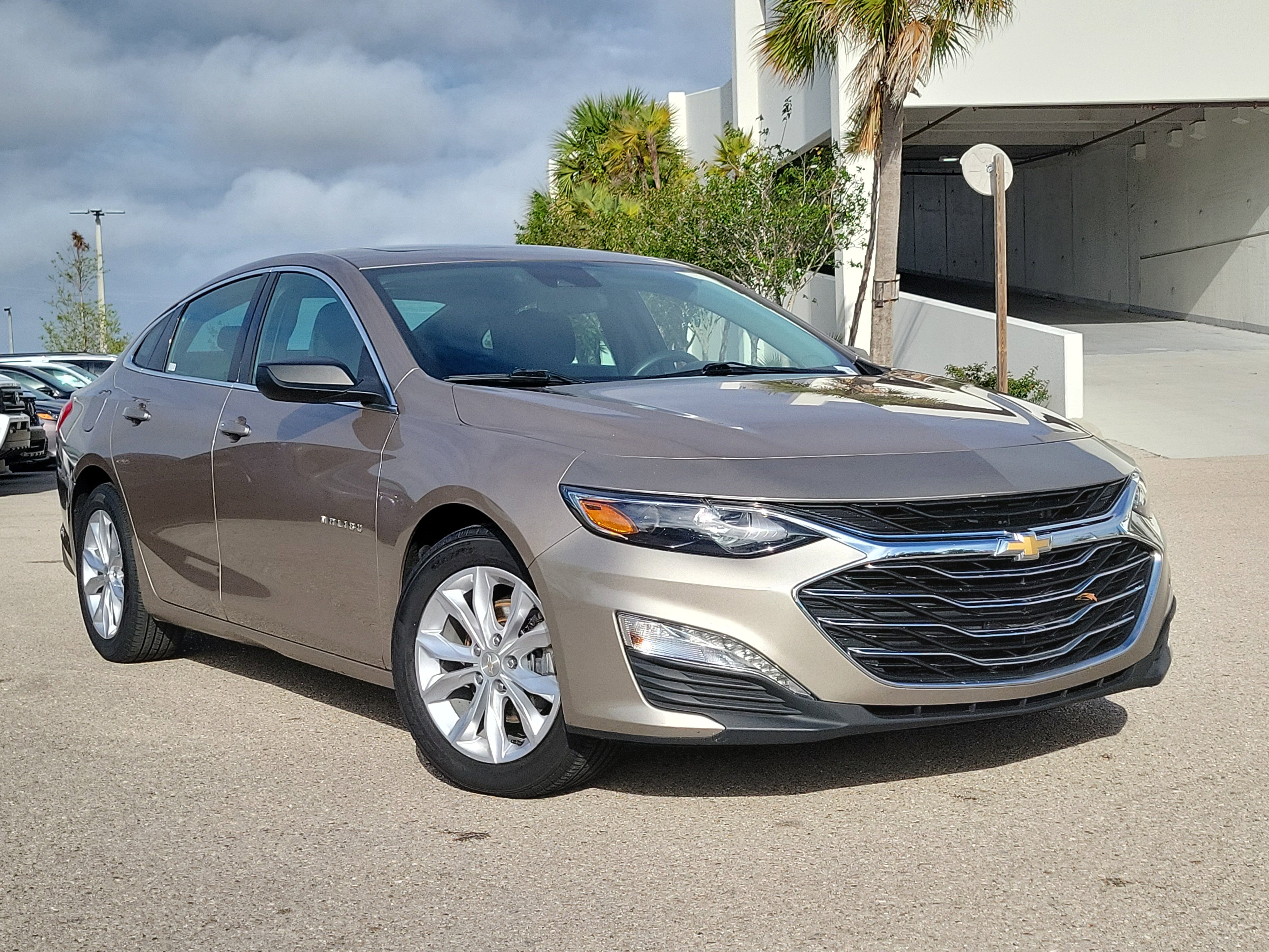 Used 2023 Chevrolet Malibu LT FWD image 32