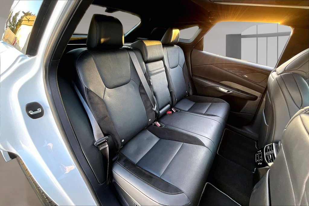 Used 2023 Lexus RX 500h F Sport w/ Cold Area Package AWD/4WD image 23