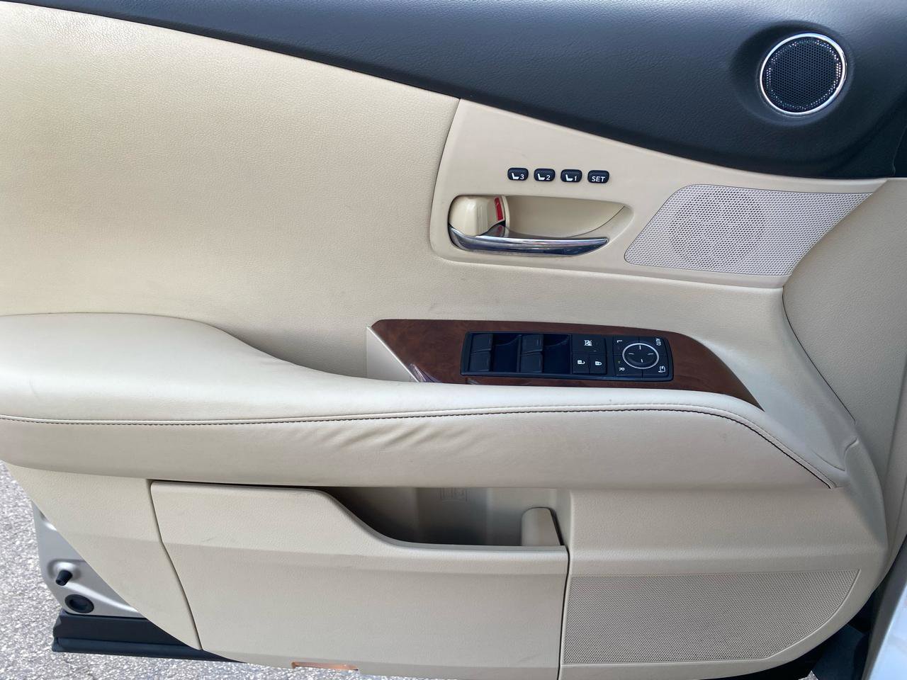 Used 2013 Lexus RX 350 FWD w/ Premium Pkg image 19