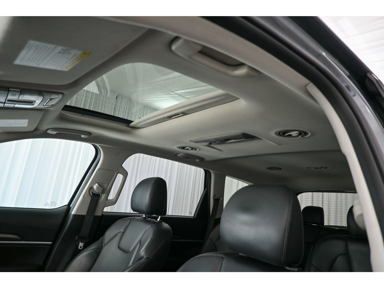 Used 2020 Kia Telluride S AWD/4WD image 12