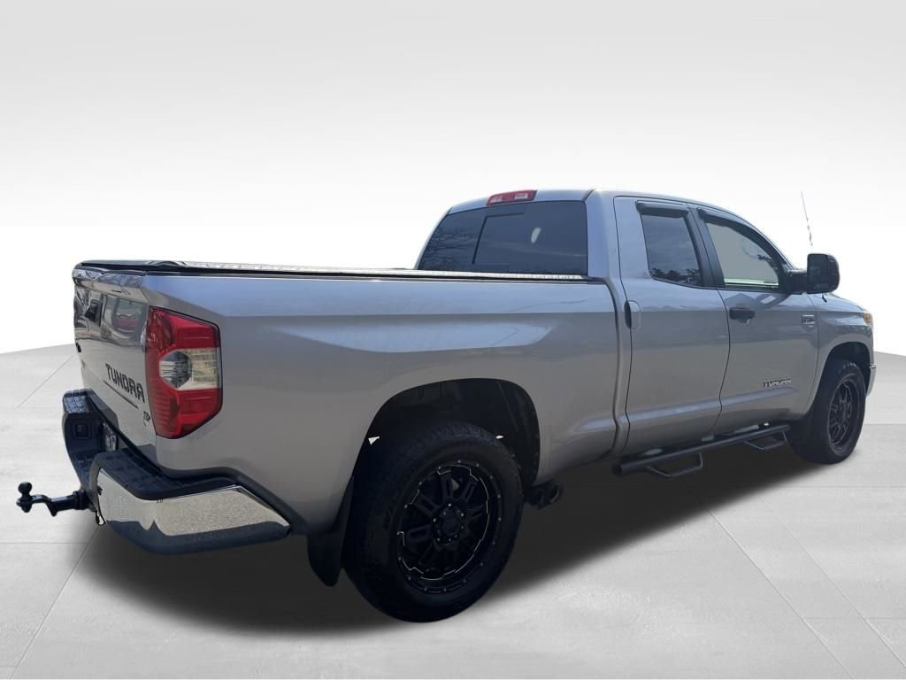 Used 2014 Toyota Tundra SR5 w/ SR5 Upgrade Package AWD/4WD image 6