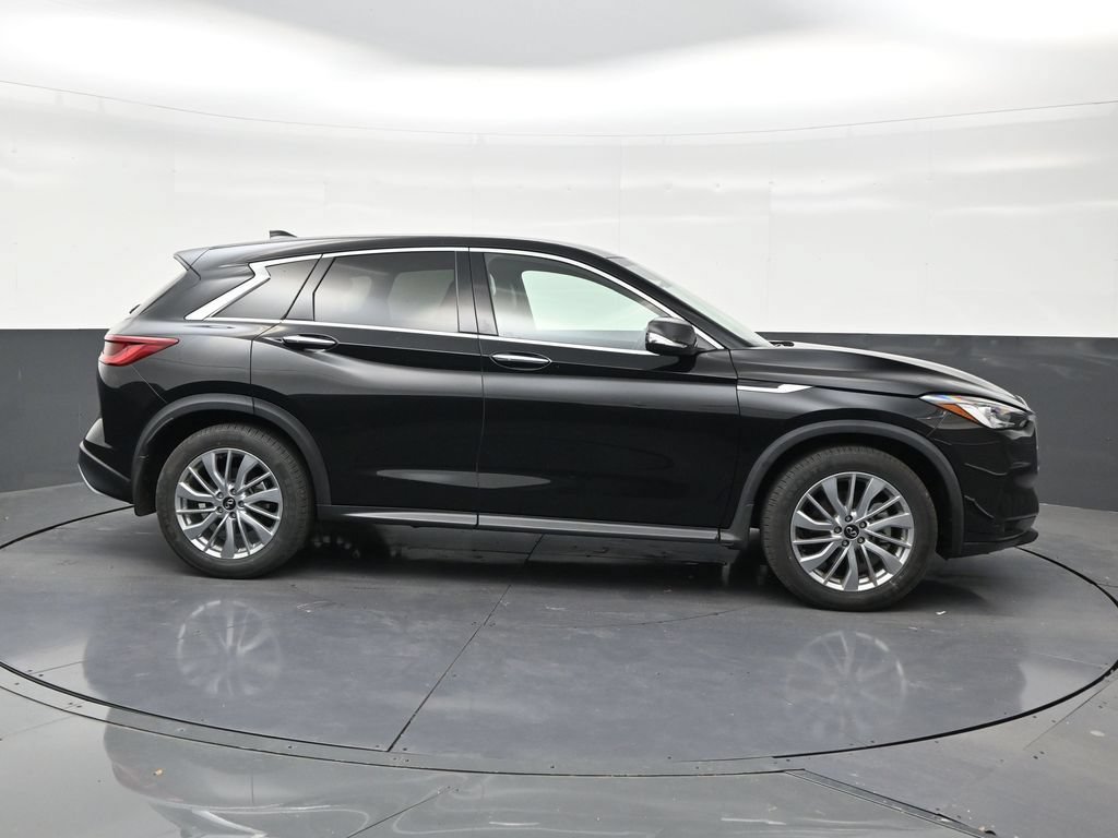 Used 2023 INFINITI QX50 Pure FWD image 6