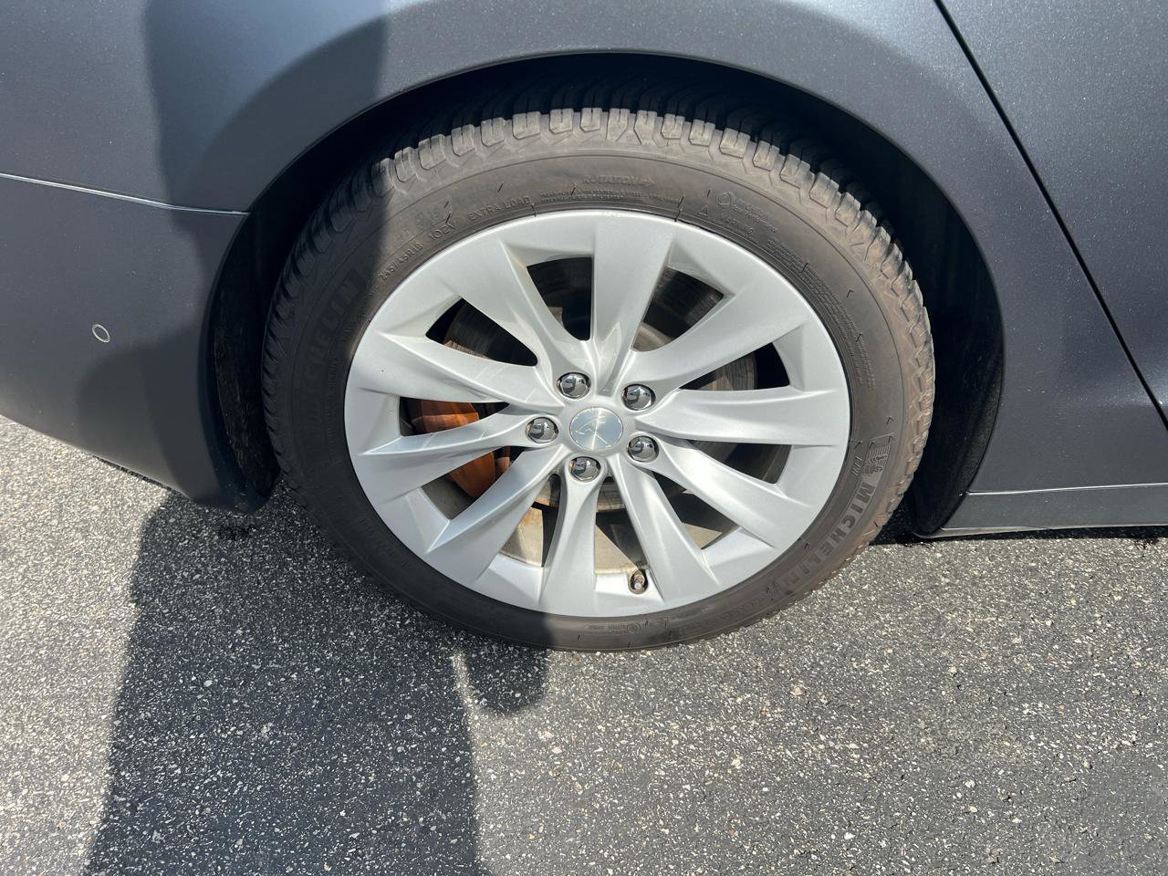 Used 2017 Tesla Model S 100D image 30