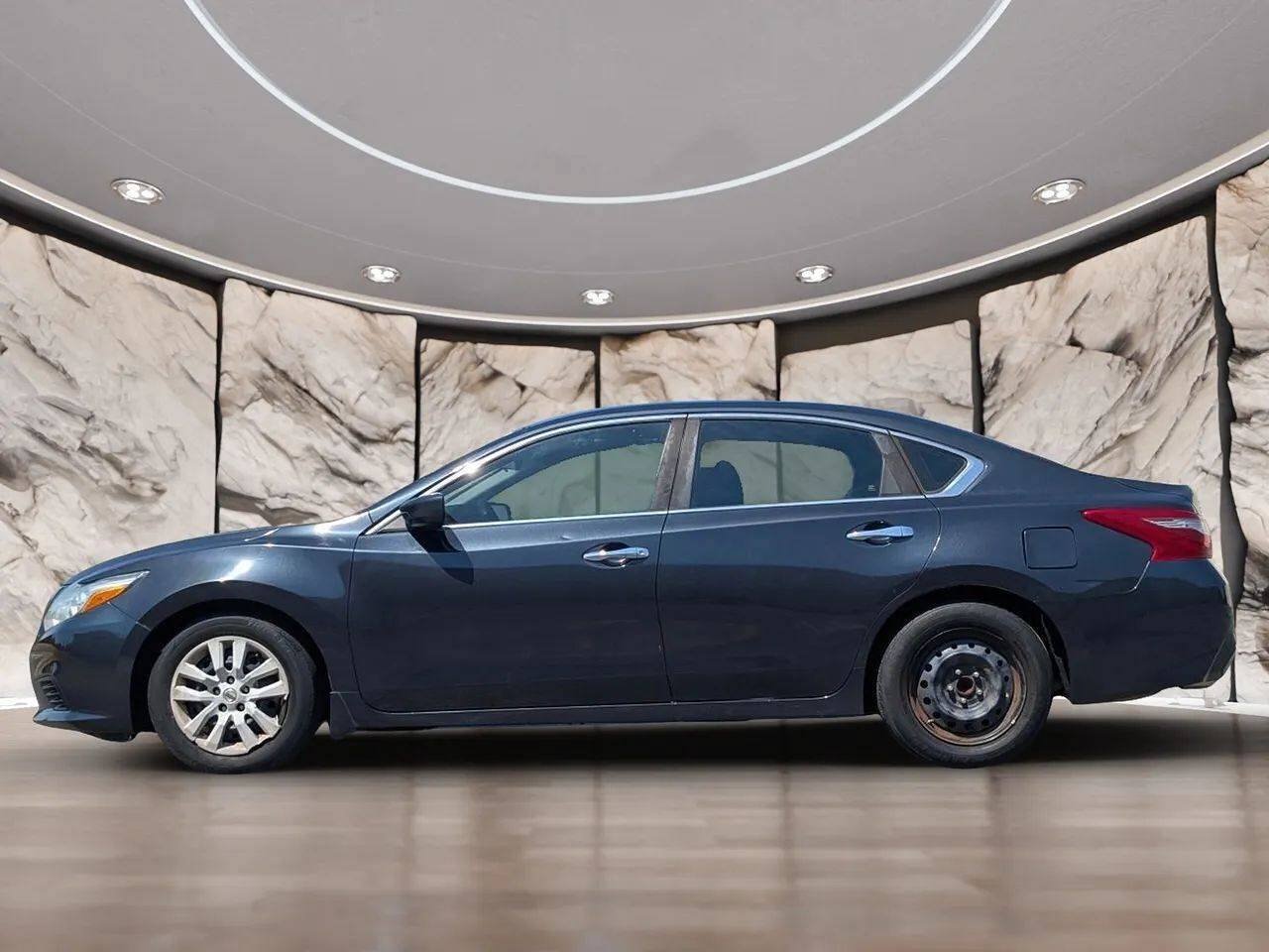 Used 2018 Nissan Altima 2.5 S w/ S Convenience Package FWD image 5