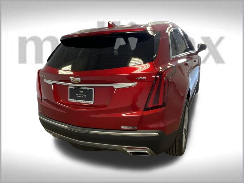 New 2025 Cadillac XT5 Premium Luxury w/ Technology Package image 9