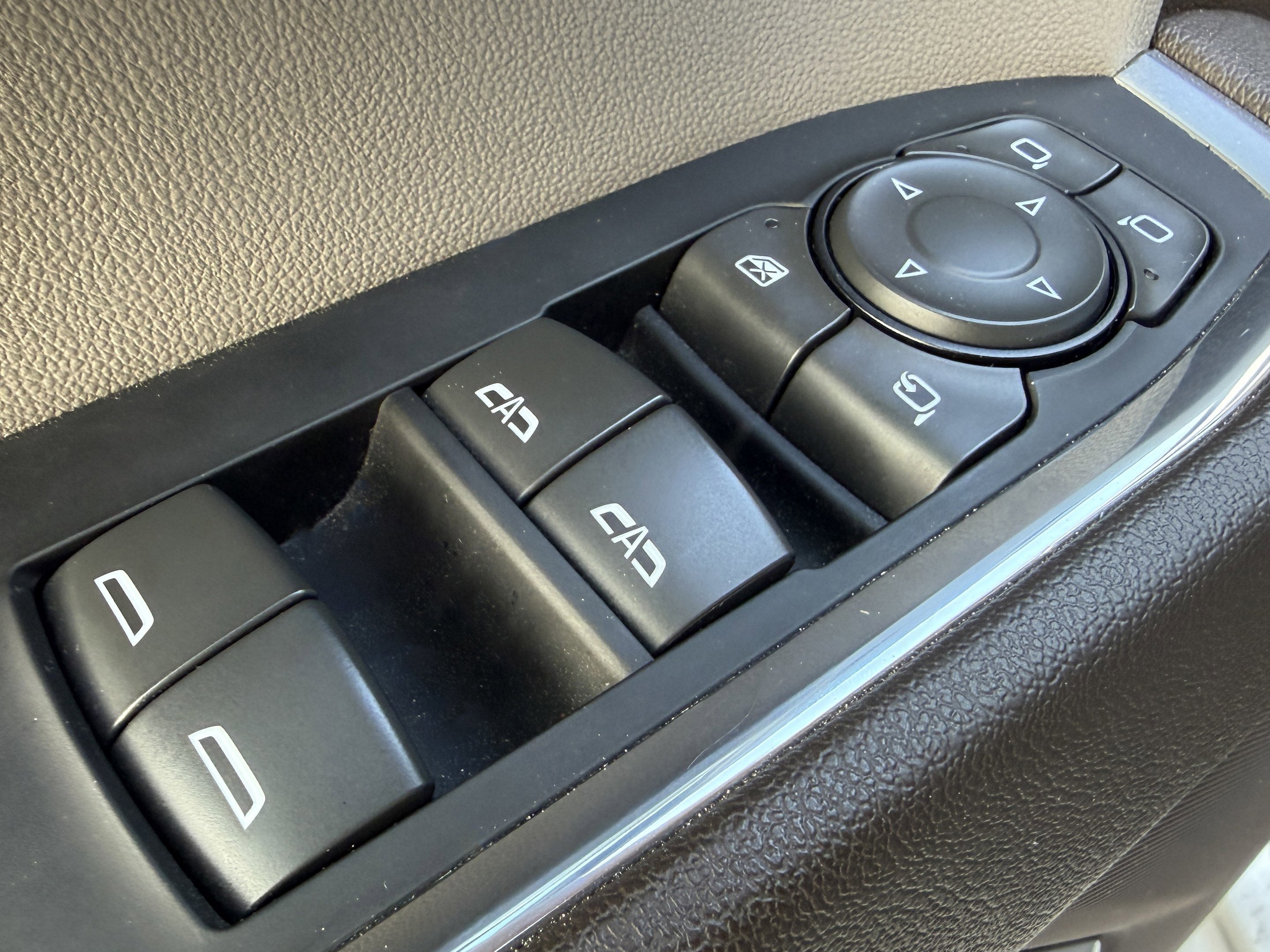 Used 2022 GMC Sierra 1500 SLT w/ SLT Premium Plus Package image 8