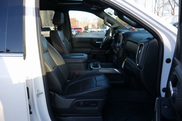 Used 2022 Chevrolet Silverado 3500 High Country w/ Safety Package II image 29