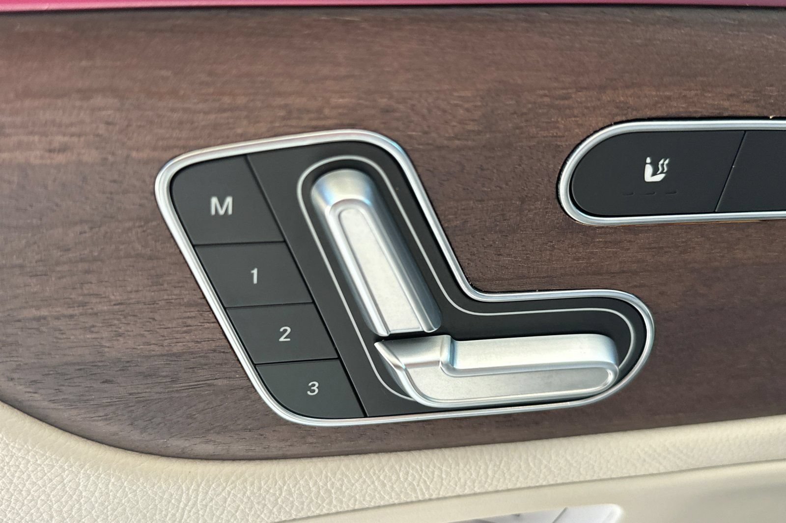 Certified 2023 Mercedes-Benz GLB 250 4MATIC image 14