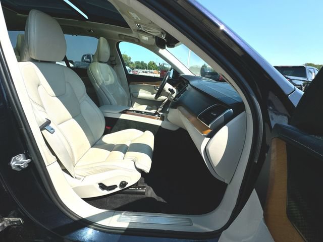 Used 2019 Volvo XC90 T6 Inscription w/ Luxury Package AWD/4WD image 29