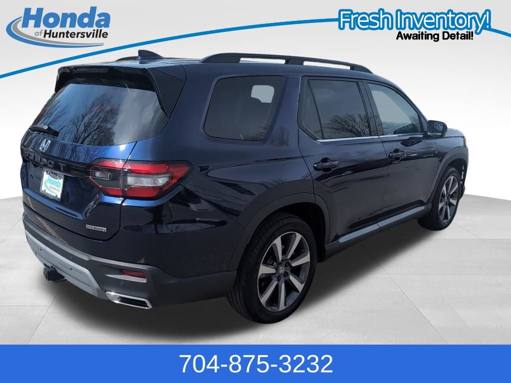 Used 2024 Honda Pilot Touring image 8
