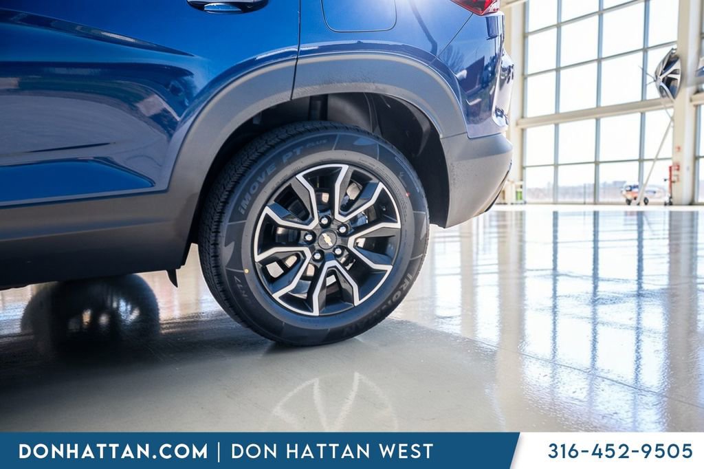 Used 2023 Chevrolet TrailBlazer ACTIV w/ Convenience Package image 37