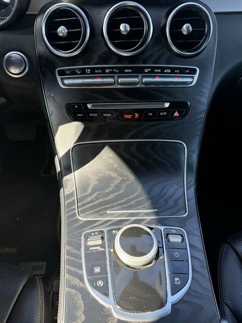 Used 2019 Mercedes-Benz GLC 300 image 25