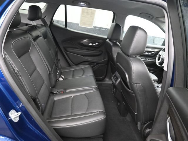Used 2022 GMC Terrain SLT w/ Tech Package image 8