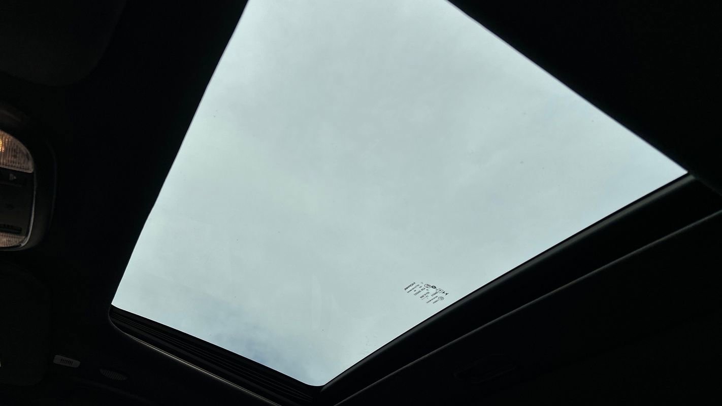 Used 2020 Dodge Durango SRT w/ Technology Group image 26