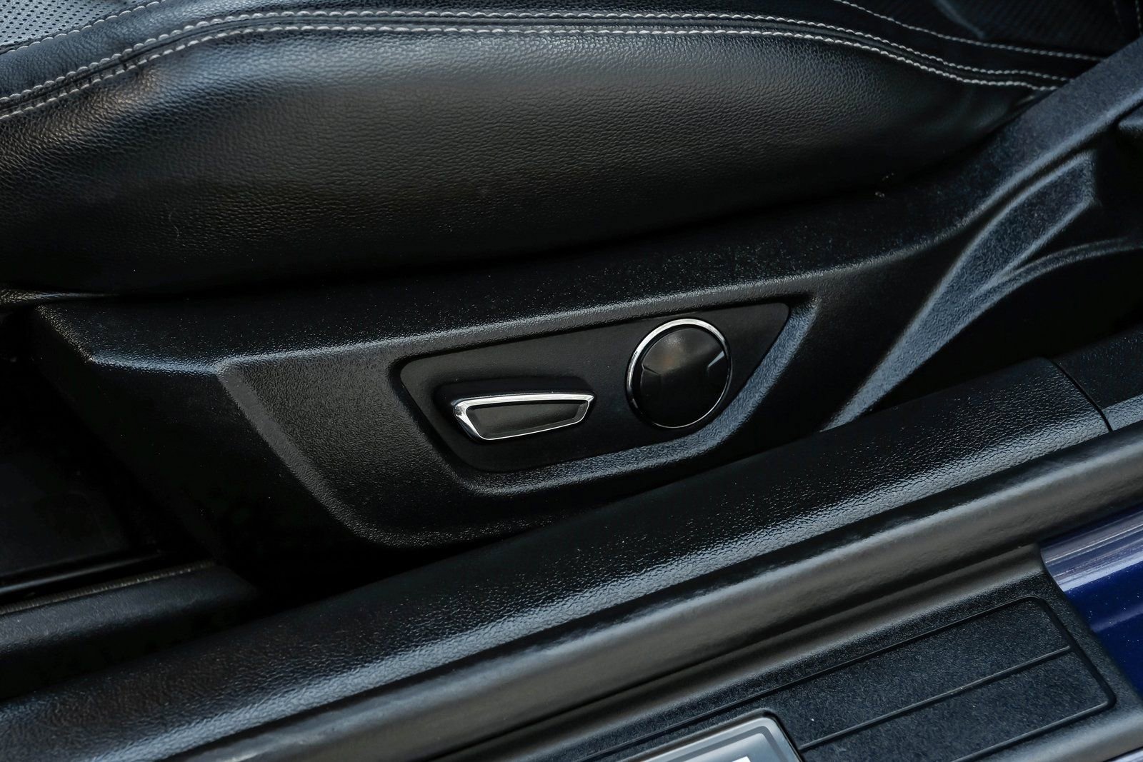 Used 2019 Ford Mustang GT Premium image 24