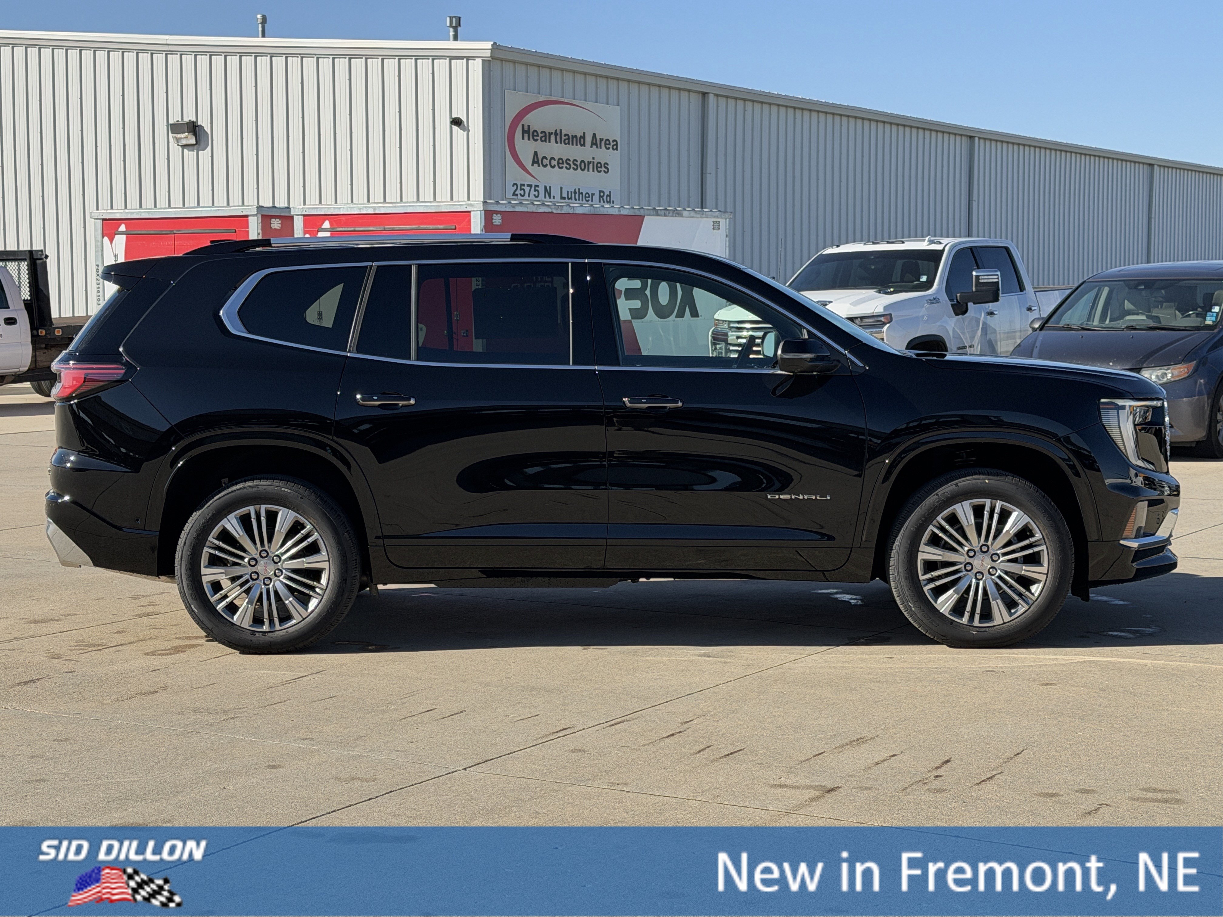 New 2027 GMC Acadia Denali w/ LPO, Floor Liner Package AWD/4WD image 3