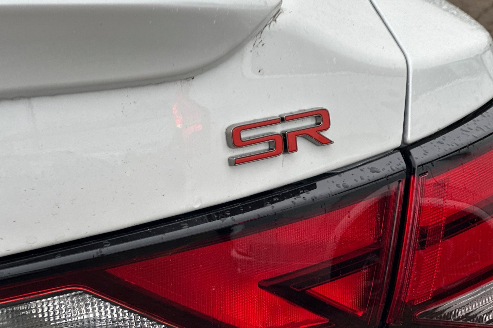 Used 2025 Nissan Sentra SR w/ SR Premium Package image 23