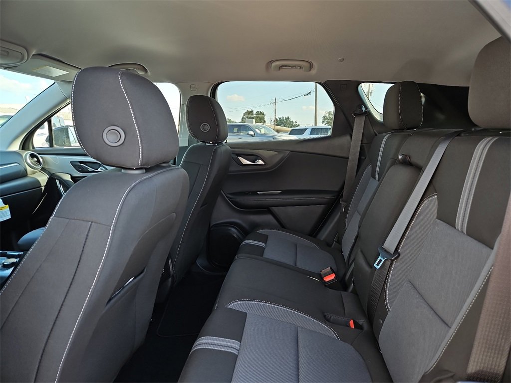 New 2025 Chevrolet Blazer LT w/ Convenience Package image 16
