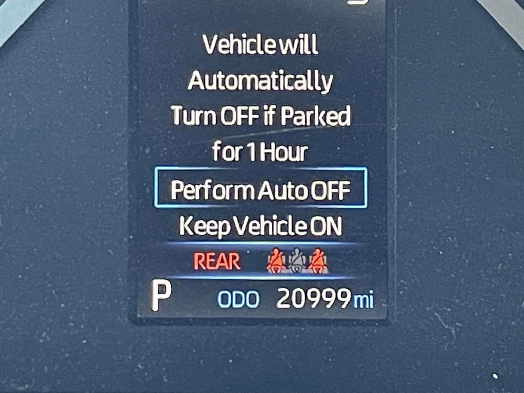Used 2022 Toyota Tundra SR5 w/ SR5 Convenience Package image 23