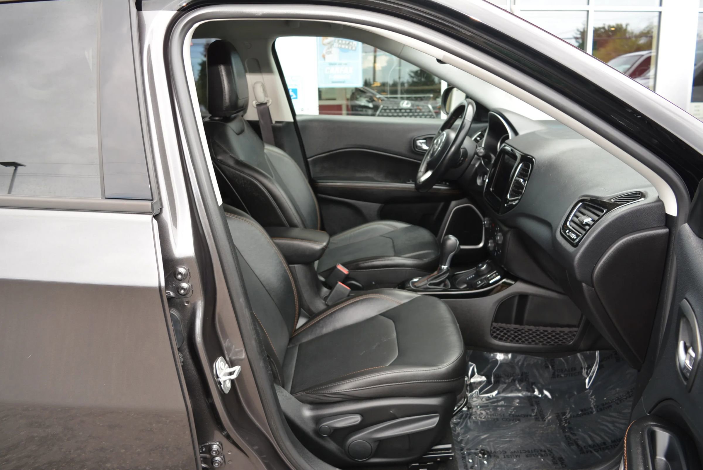 Used 2021 Jeep Compass Limited image 17