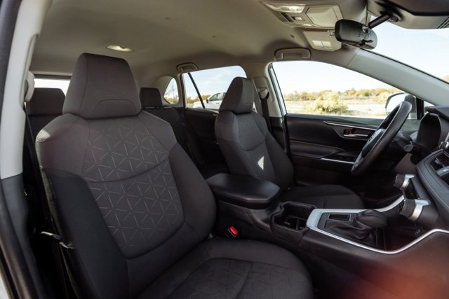 Used 2024 Toyota RAV4 XLE image 22