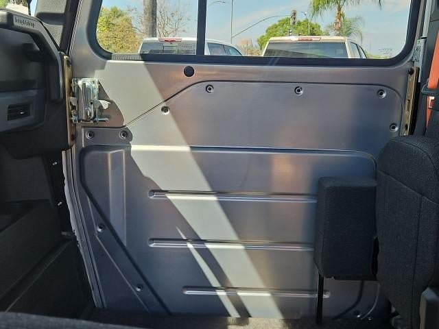 New 2025 Chevrolet Brightdrop 400 w/ Power Door Package AWD/4WD image 21