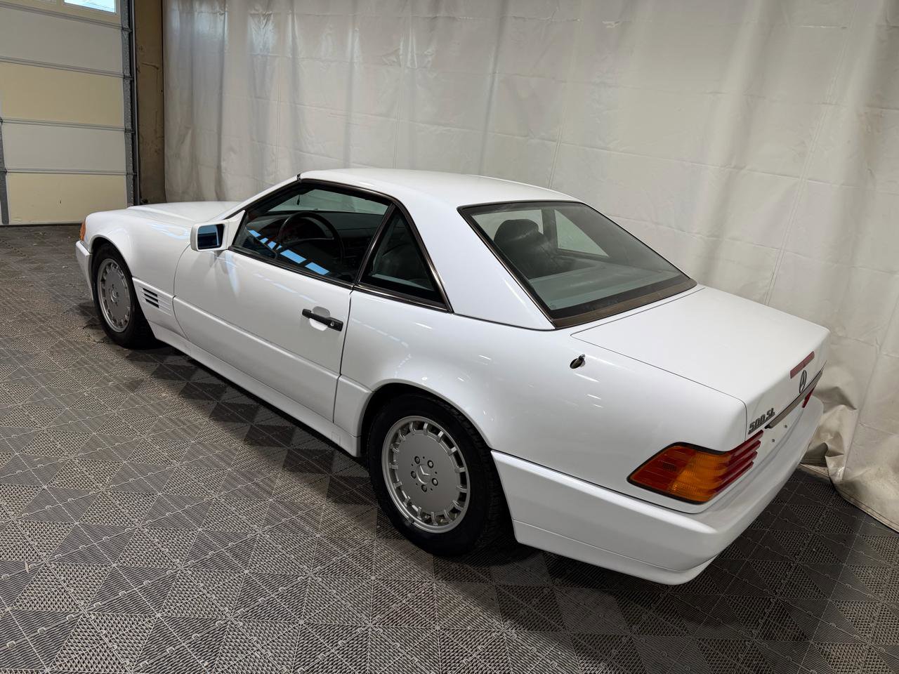 Used 1991 Mercedes-Benz 500 SL image 4