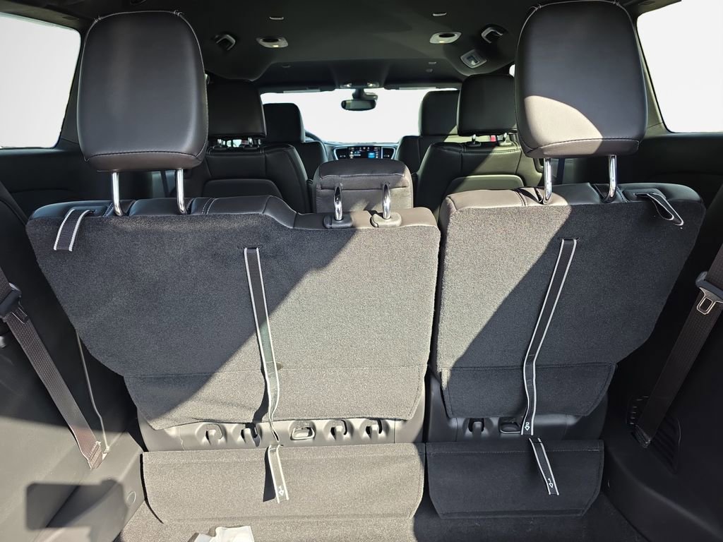 New 2027 Chrysler Pacifica Select FWD image 23