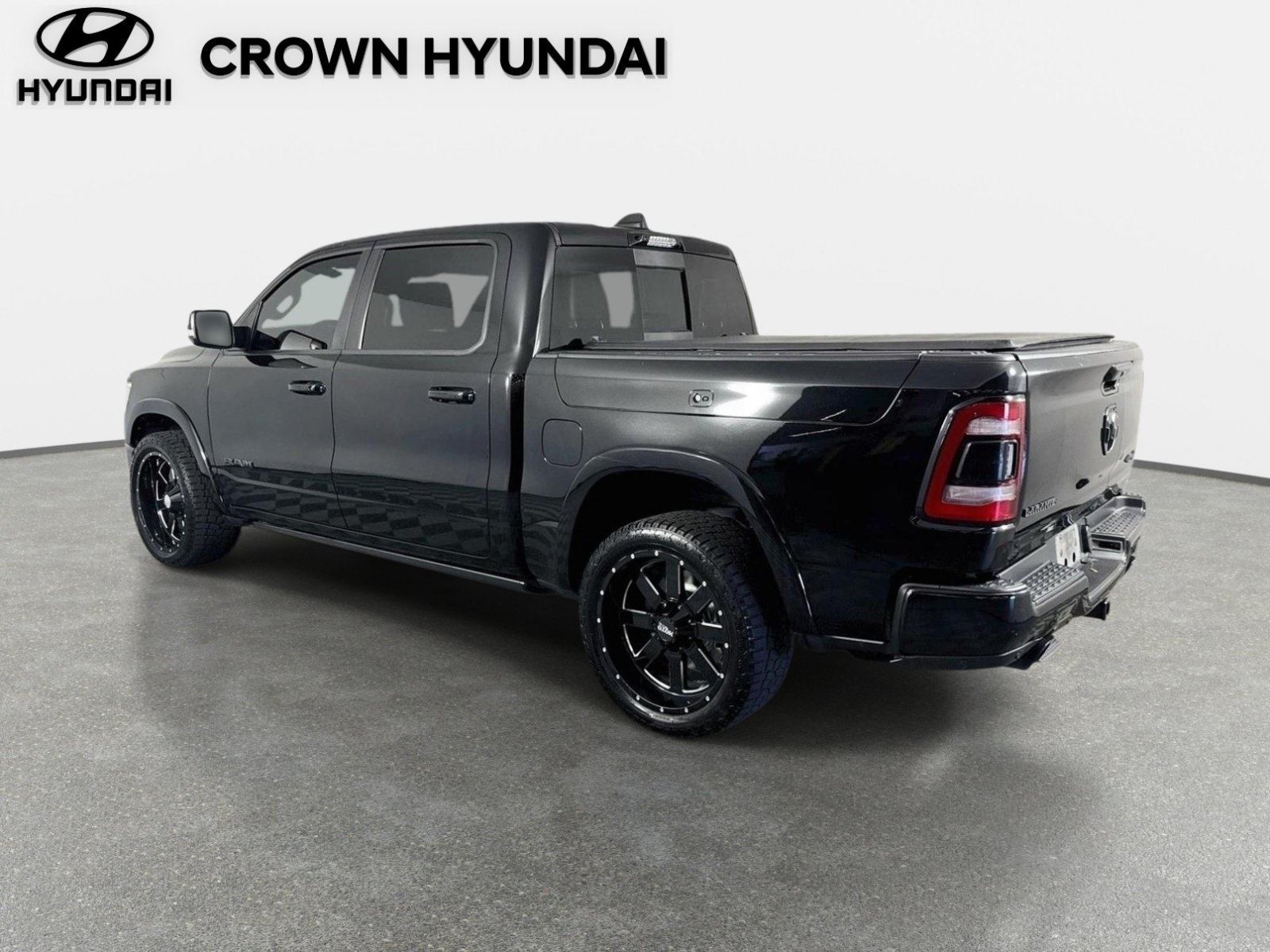 Used 2021 RAM 1500 Laramie AWD/4WD image 7