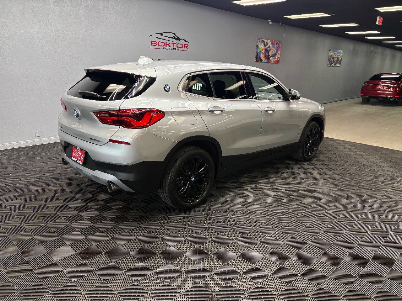 Used 2018 BMW X2 sDrive28i w/ Convenience Package image 11